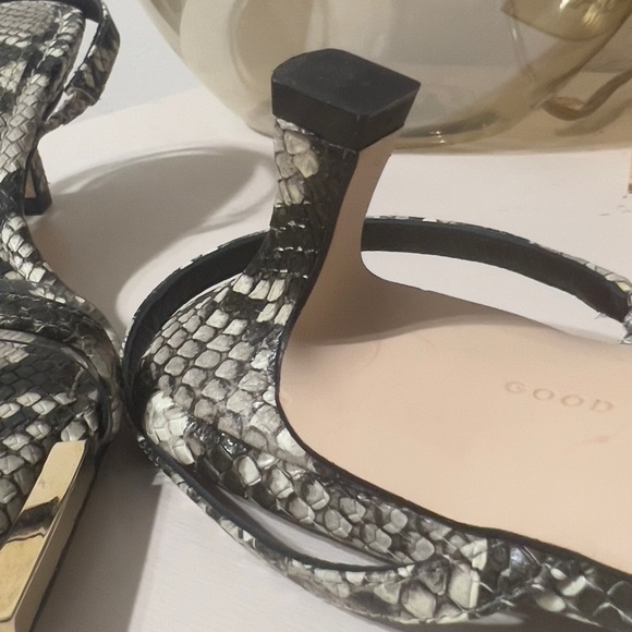 Good American size 7 sling back kitten heel - Picture 5 of 7